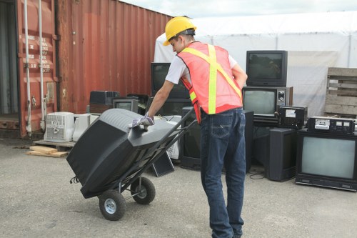 Efficient handling of large items during flat clearance